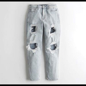 CURVY ULTRA HIGH-RISE MOM JEANS